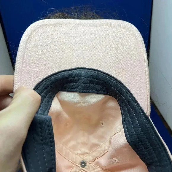 Nike Embroidered Pink Cap - Vintage Style - Picture 5 of 6